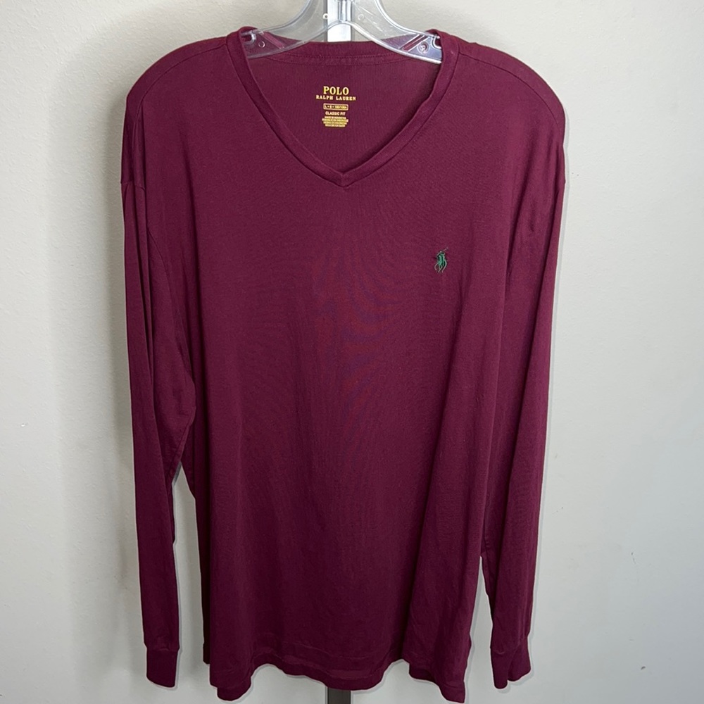 EUC Polo Ralph Lauren Large v-neck Classic Fit LS T-shirt